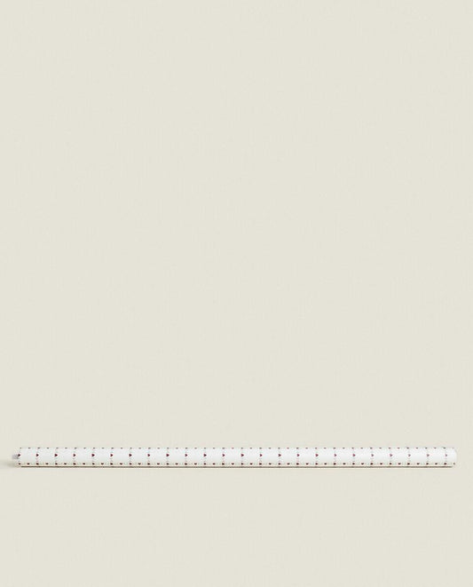 CHRISTMAS WRAPPING PAPER WITH HEARTS