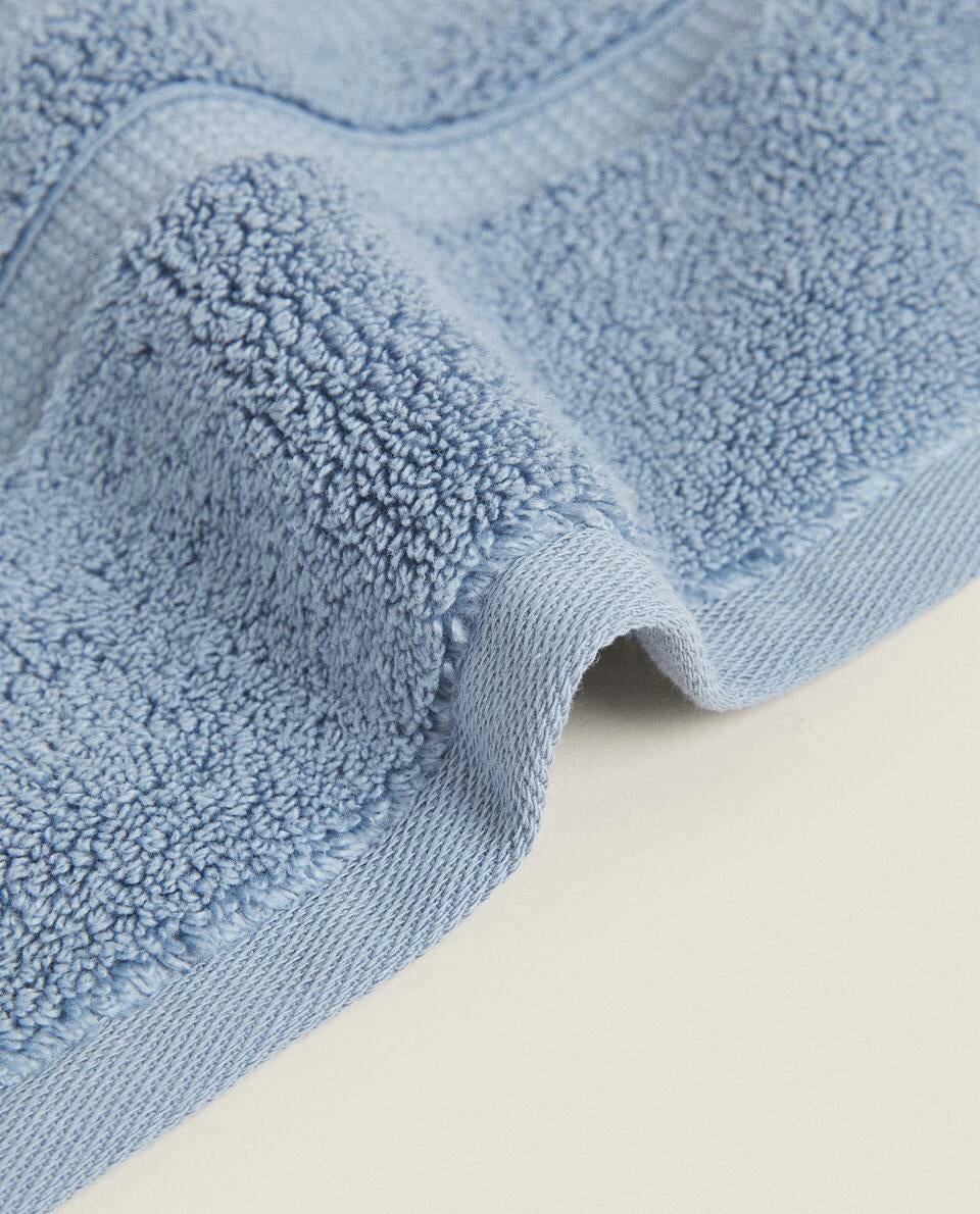 EXTRA SOFT TOWEL WITH DOUBLE BORDER