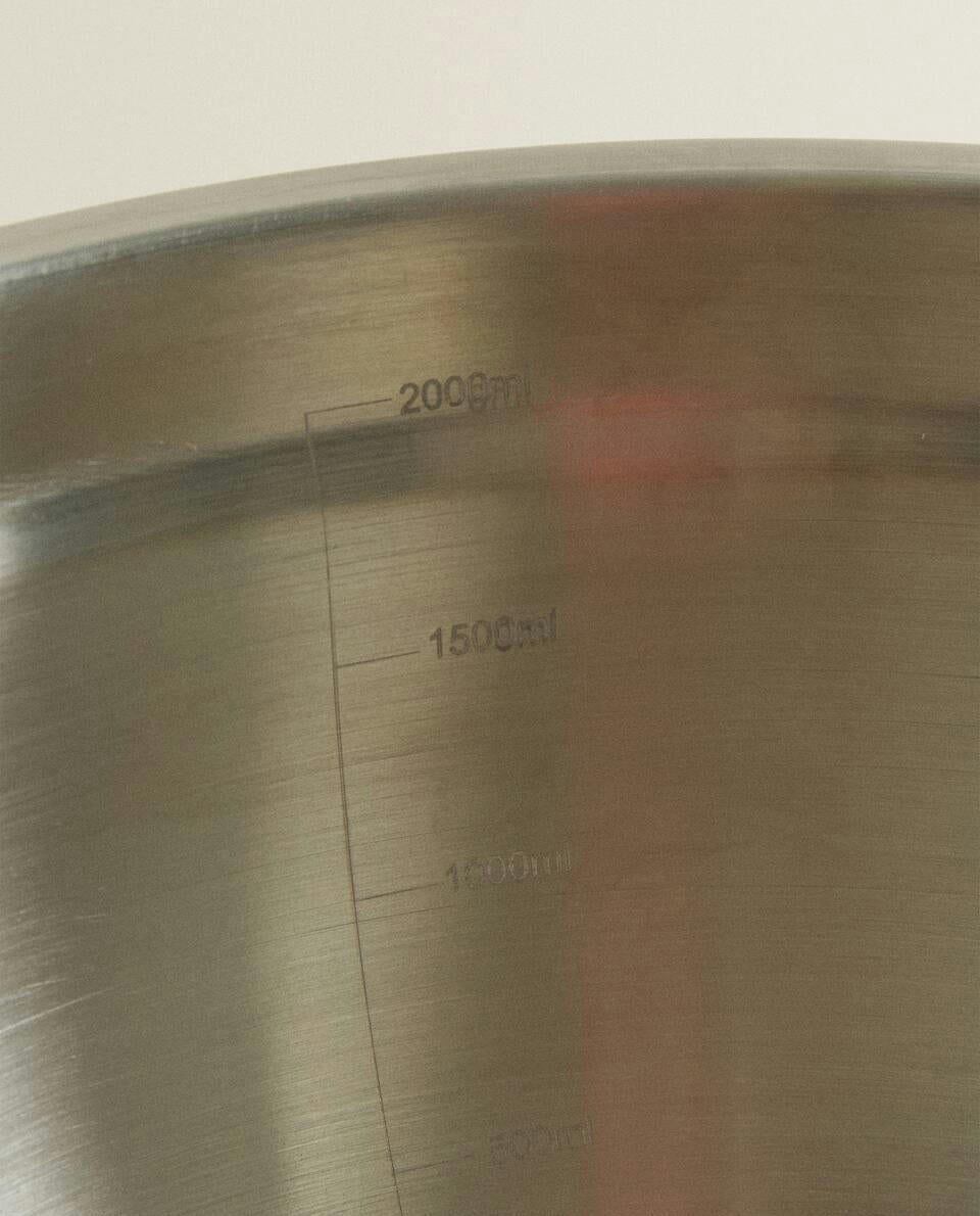 STACKABLE MIXING BOWL